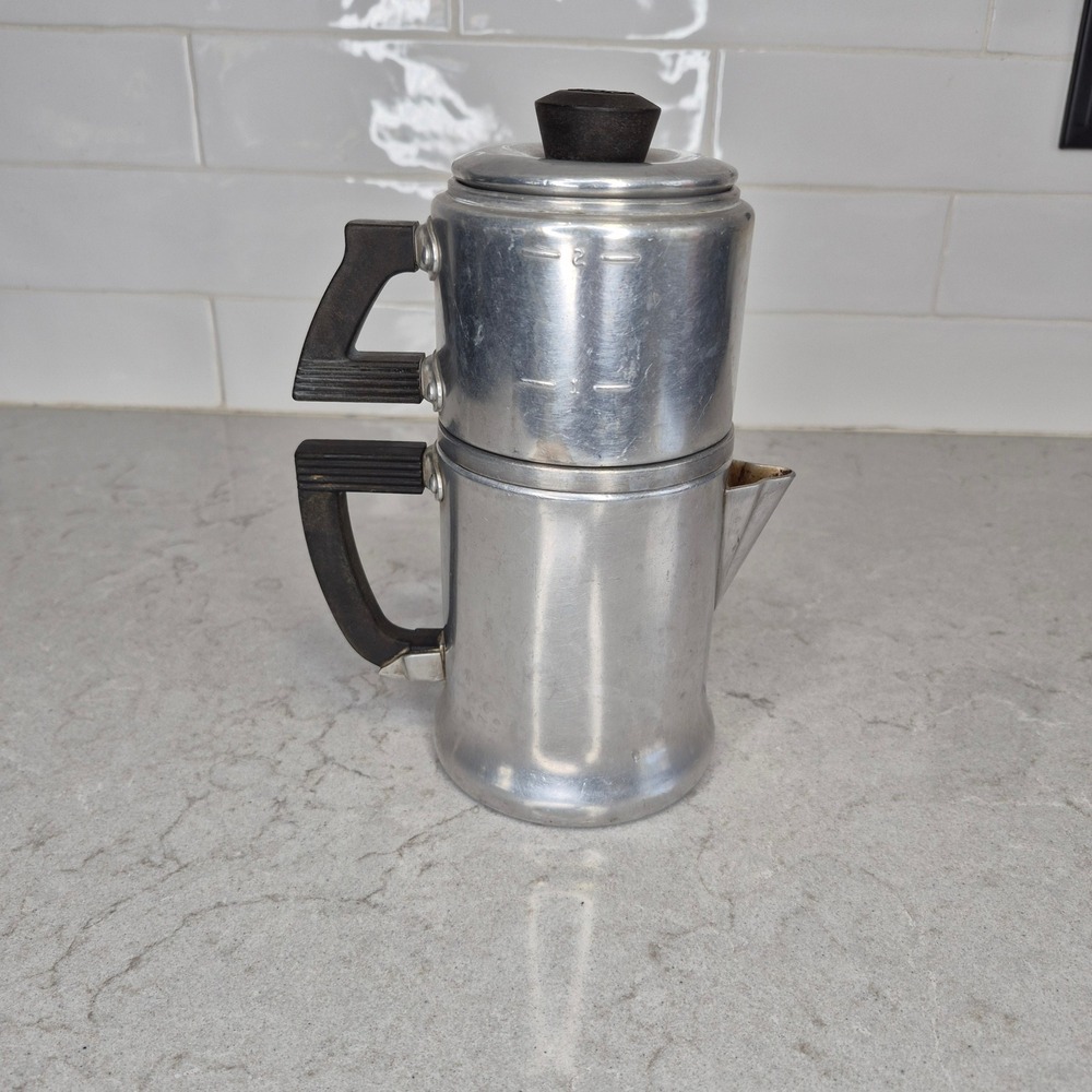 Wear-Ever Coffee Maker No 3042 Drip Pot 2 Cup Silver Aluminum Vintage Bakelite‎
